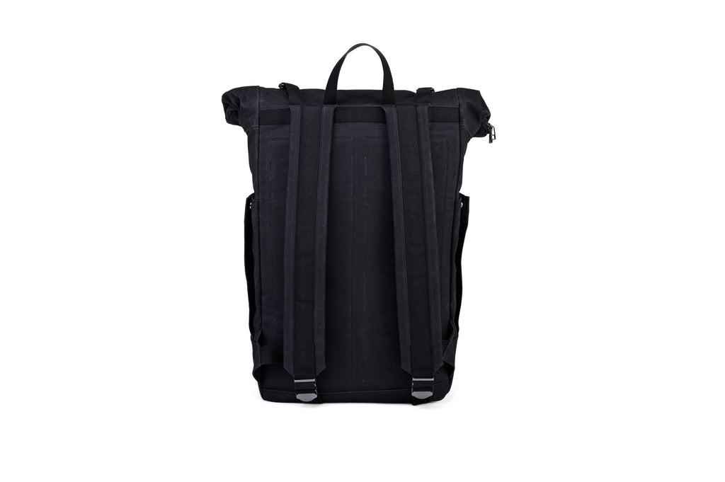 TITAN Black